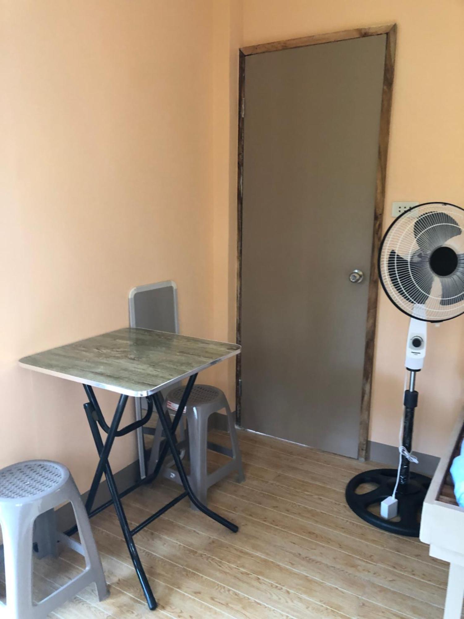 Fely'S Homestay Batuan Εξωτερικό φωτογραφία